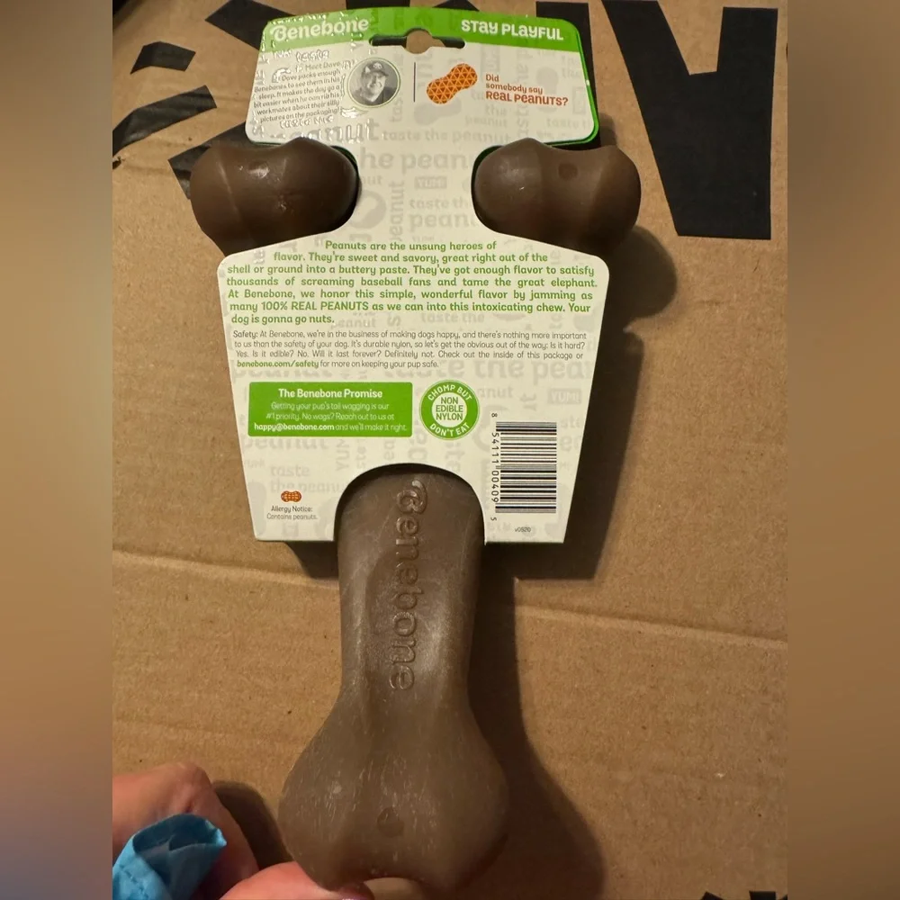 Benebone for dogs L - up to 90 pounds NEW